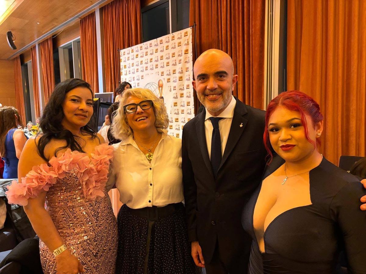 Representantes institucionales en la gala PRIE