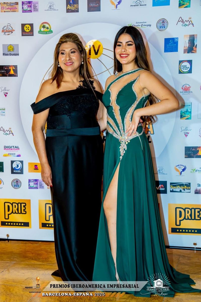 Invitadas en el photocall de la ceremonia